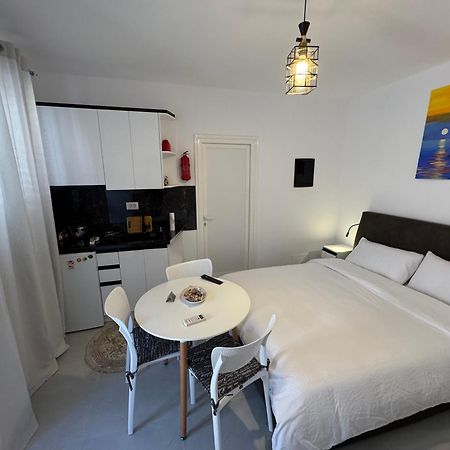 Private Villa Aras 2 - Luxury & Elegance Apartments Vlore Exterior photo